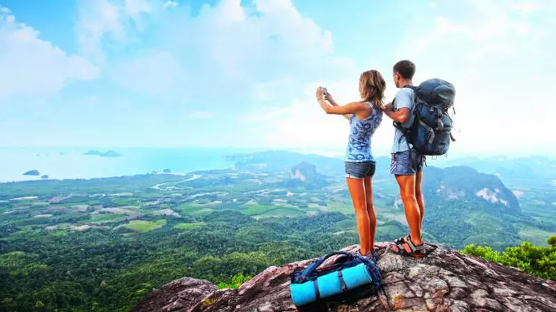 Cara Liburan Murah Tapi Seru ke Luar Negeri ala Backpacker